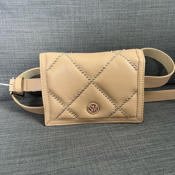 NWT STEVE MADDEN FANNY PACK PURSE ON THE BELT - Picture 1 of 9